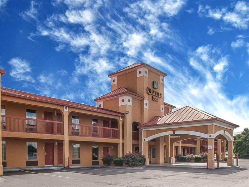 Quality Inn - Уайт Хаус Екстериор снимка